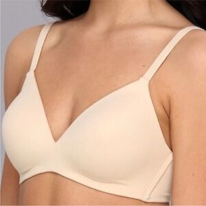 Wacoal 852189 How Perfect‎ Wirefree Wireless T-shirt Bra